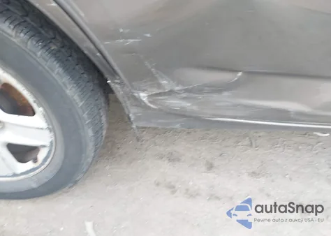 2011 Toyota Rav4 z USA, uszkodzony, nr VIN JTMBF4DVXB5043643